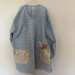 保育士　エプロン　スモック　水色チェック割烹着 ウサギとクマ刺繍