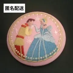 ディズニー 刺繍缶バッチ シンデレラ