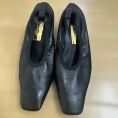 LE TALON GRISE ブラック パンプス 23cmのサムネイル