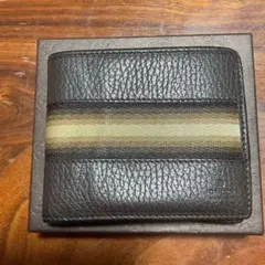 GUCCI レザー二つ折り財布 黒とベージュストライプ 箱あり