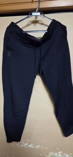 On SWEAT PANTS ブラック Lのサムネイル