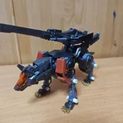 HMM ゾイド 完成品 ジェノザウラー レイヴン仕様 - メルカリ