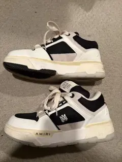 2025年最新】AMIRI メンズ スニーカーの人気アイテム - メルカリ
