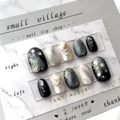 ★2 ネイルチップ　振袖　成人式　和　着物　黒　ゴールド　大理石風　現品