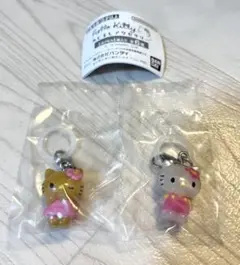 新品未開封　2個セット　ハローキティ めじるしアクセサリー