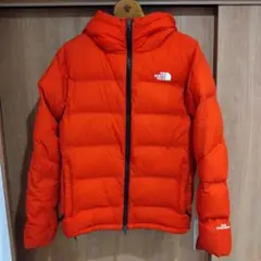 The North Face フード付きダウンジャケット レッド