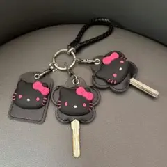 Sanrio　ハローキティ　シリコン製キーカバーとキーホルダーの4点セット