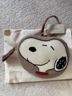 新品　未使用 genten ゲンテン スヌーピー レザーポーチ