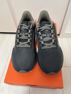 Item thumbnail for item 741cbc70-df97-47e8-8e1d-bffb3ccb380b