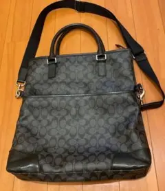 美品　COACH（コーチ）二つ折り シグネチャー 2WAY トートバッグ正規店品
