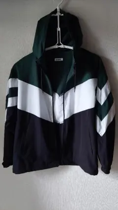 ダウンジャケット adidas