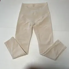 シャルレ　軽快ウォークボトム　パステルベージュ IW101 Lサイズ