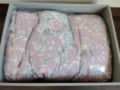羽毛布団　布団　全日本寝具寝装品協会　未使用　花柄