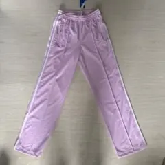 adidas カジュアルパンツ