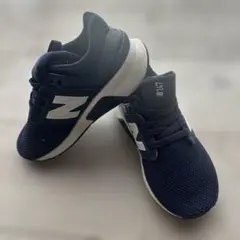 New Balance 247 ネイビー スニーカー　19㎝