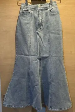 Item thumbnail for item a8706579-dba4-4fe9-9dcb-3105956f5b16