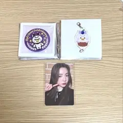 NiziU マヤ マヤン ランダム 刺繍缶バッジ アクリルチャーム トレカ