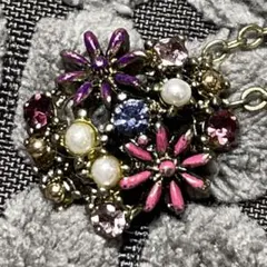 フラワーネックレス