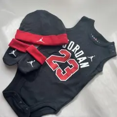 JORDAN ベビー ロンパース 帽子 ミトン 3点セット 6~12mのサムネイル