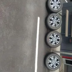 新型デリカD5 Pグレード純正タイヤ・ホイール4本セット【新車外し