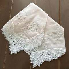 未使用　和光　レース　刺繍　ハンカチ　小花柄　WAKO 銀座和光　薄いピンク系のサムネイル