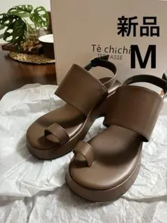 Te chichi TERRASSE 新品　サンダルのサムネイル
