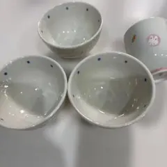 湯呑み　ドット柄3個セット ＋子ども用　湯呑み　うさぎ柄