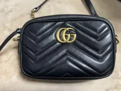 GUCCI グッチ　GGマーモント　キルティングミニバッグ　ミニバッグ