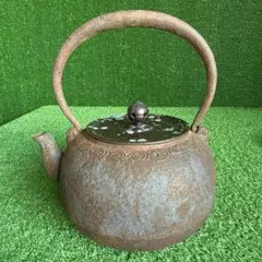 鉄瓶 竜彫刻 西暦2000 骨董品 - メルカリ
