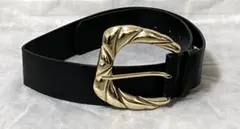 新品未使用【ZARA】ゴールドバックル付きブラックベルト