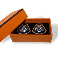 極美品　HERMES　ブラック　ゴールド　イヤリング　七宝焼　エマイユ　箱付属有のサムネイル