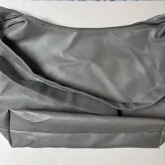 イーザッカマニア ショルダーバッグ シルバーのサムネイル