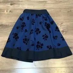 【美品】mezzo piano 150 花柄スカート ネイビー メゾピアノ