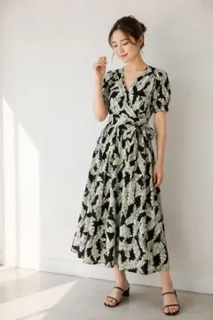 Amelie アメリ ボタニカルリーフ柄ラップワンピース カシュクール S+のサムネイル