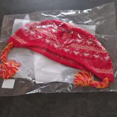 LOVOT　ニット帽　赤