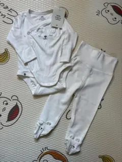 ホワイト ボディスーツとレギンスセット　H&M ベア
