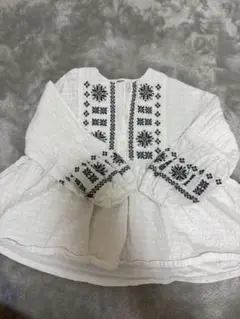 BREEZE 刺繍入り長袖トップス 110