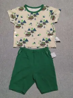 UNIQLOユニクロ●きかんしゃトーマスパジャマ上下セットアップ