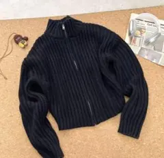 Acne Studios 黒のリブ編みジップアップセーター M