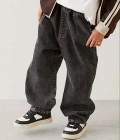 タックパンツ