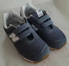 new balance　キッズ　515 グレー