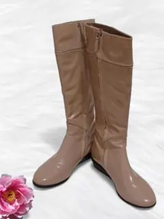 COLEHAAN ❦ コールハーン　ロング　ブーツ　エナメル　ベージュ　上品美脚