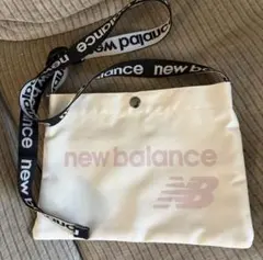 New Balance サコッシュ