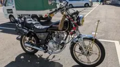 GN125H SUZUKI 燃料タンク ゴーストフレア塗装　訳ありのサムネイル