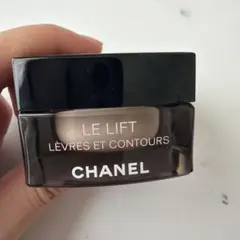 CHANEL LE LIFT リップトリートメント 15gのサムネイル