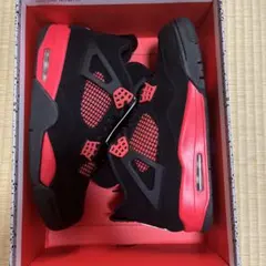 NIKE AIR JORDAN 4 RETRO レッドサンダー28.5cmのサムネイル