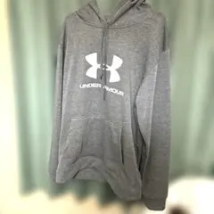 アンダーアーマーパーカー