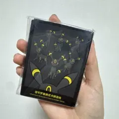 海外限定　ポケモンカードゲーム　ブラッキーカードスリーブ