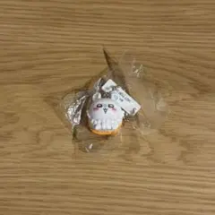 ちいかわ　くら寿司　モモンガ　フィギュア
