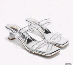 新品完売　　SHEIN　ワンホン　韓国　シルバー サンダル